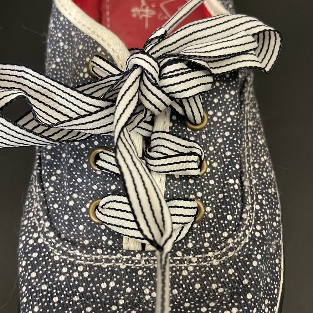Womens Taylor Swift Keds. Blue/white. Size 7. - Picture 5 of 10